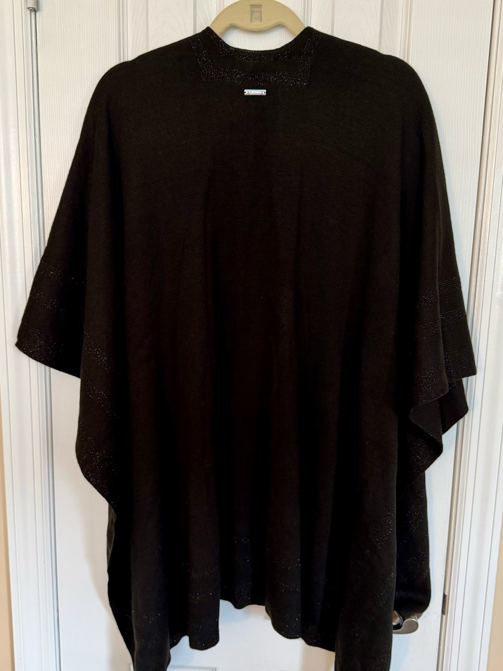 Ralph Lauren Shine Border Ruana Shrug - Picture 9 of 12
